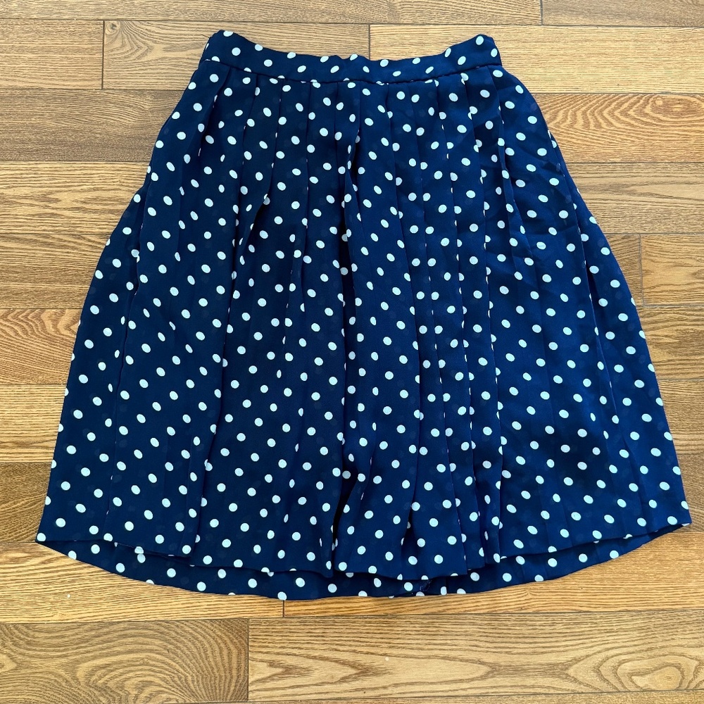 1940s-1950s style navy and white polka dot pleated A line skirt